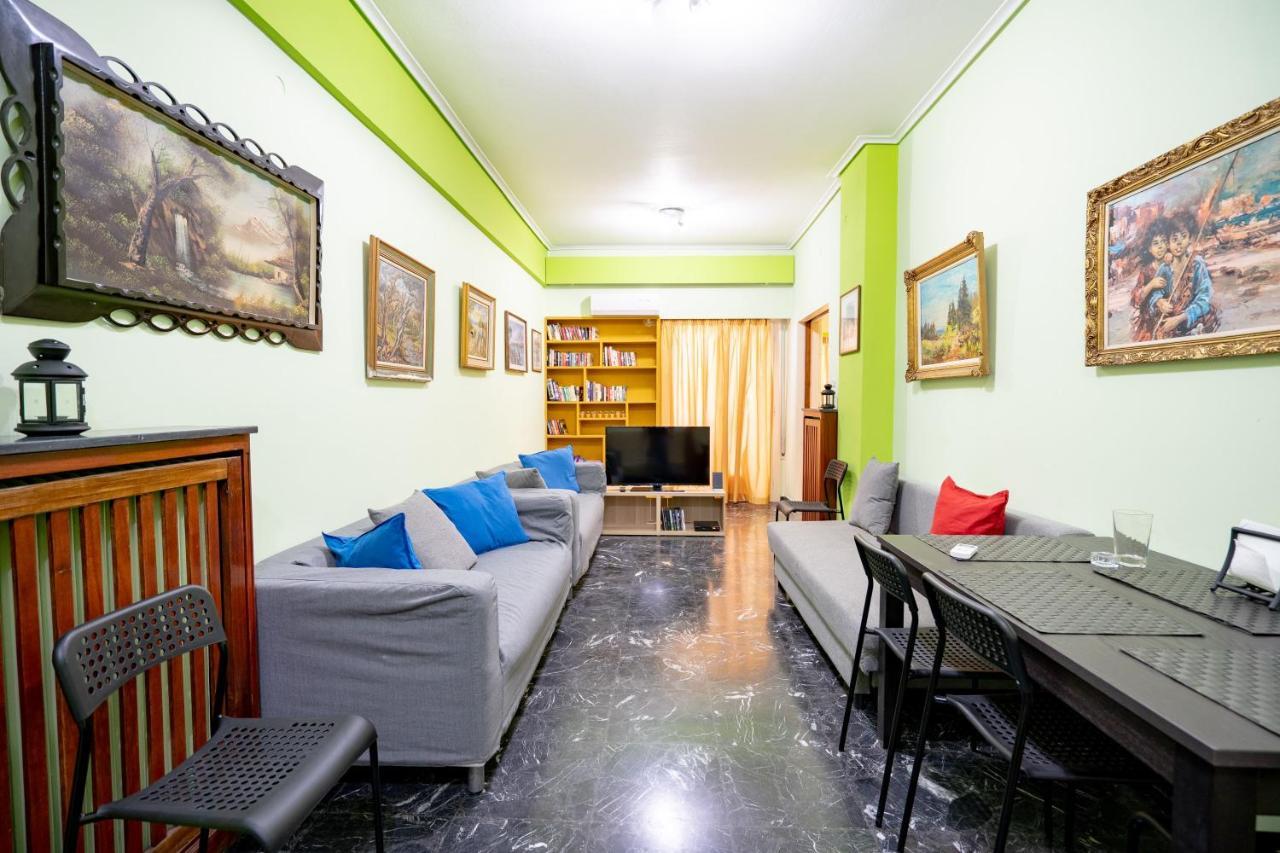 Ampelokipi Metro St. 2 Bedrooms 6 Pers. Apartment アテネ エクステリア 写真