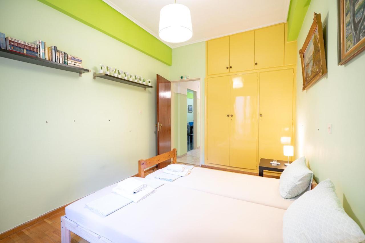 Ampelokipi Metro St. 2 Bedrooms 6 Pers. Apartment アテネ エクステリア 写真