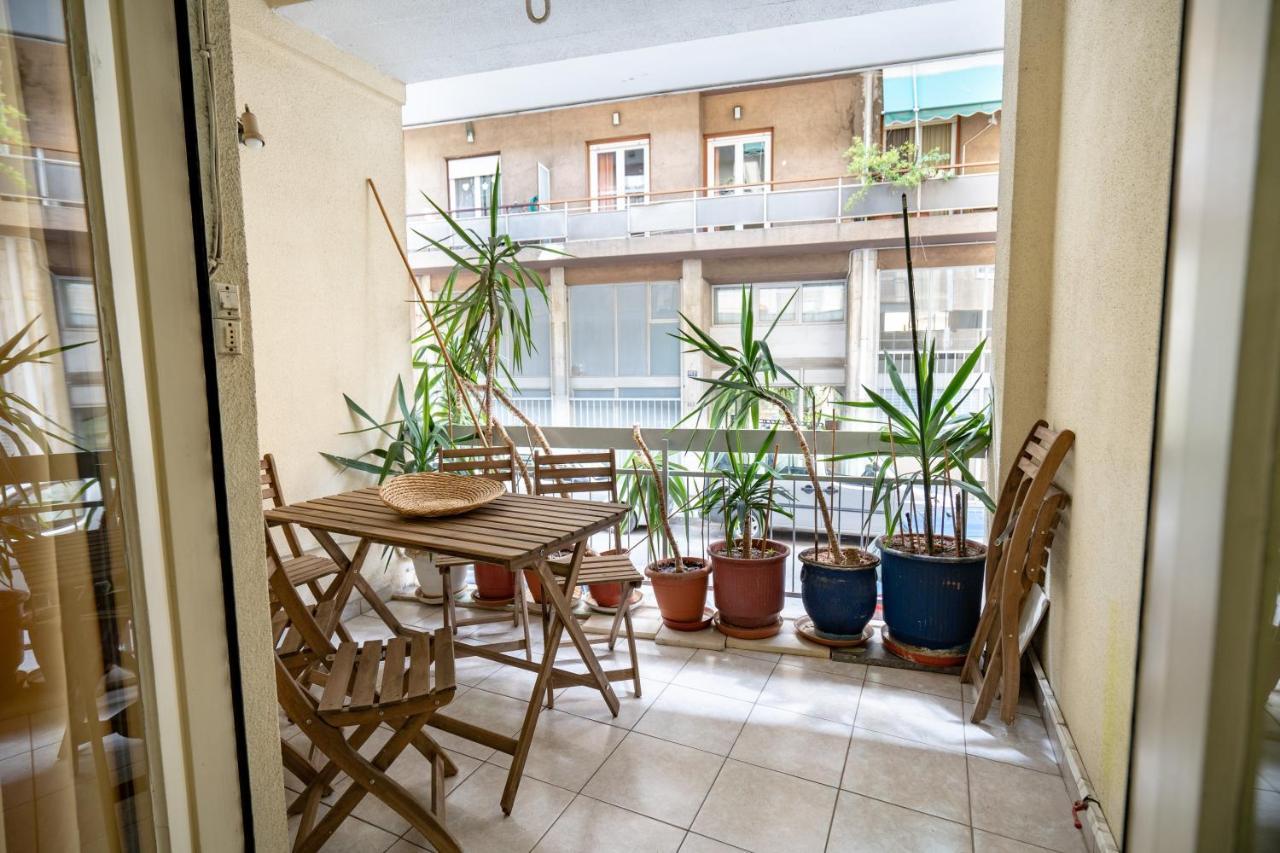 Ampelokipi Metro St. 2 Bedrooms 6 Pers. Apartment アテネ エクステリア 写真