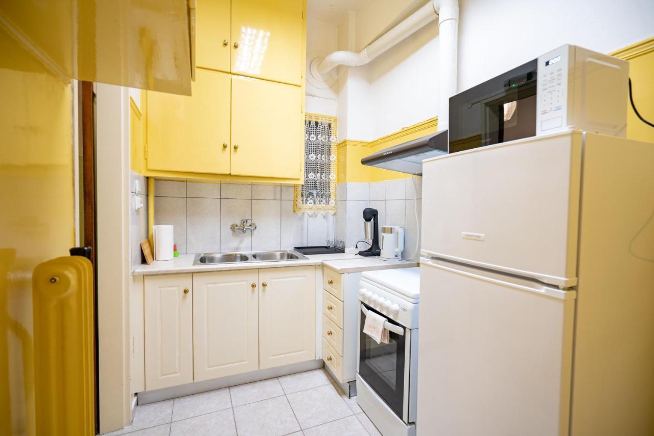 Ampelokipi Metro St. 2 Bedrooms 6 Pers. Apartment アテネ エクステリア 写真